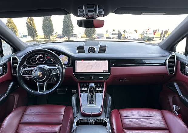 Porsche Cayenne Coupe 2020 — լուսանկար 12