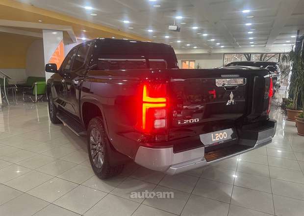 Mitsubishi L200