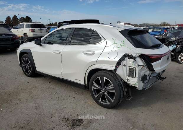 Lexus UX 200