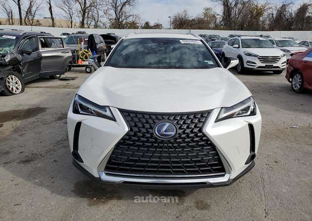 Lexus UX 200