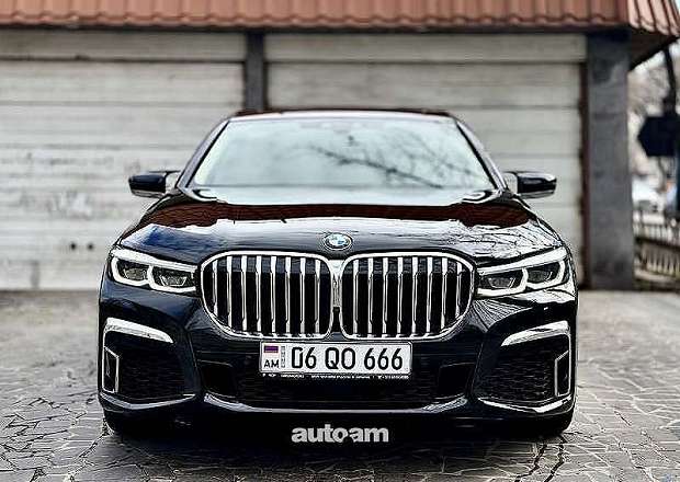 BMW 740