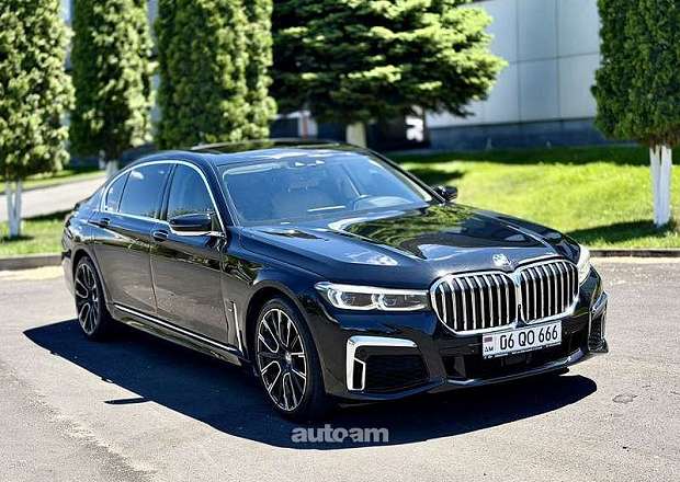 BMW 740