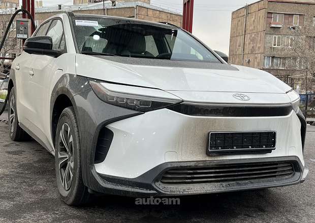 Toyota Bz4X