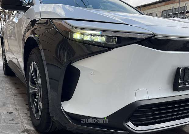 Toyota Bz4X