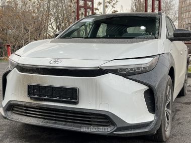 Toyota Bz4X 2024 — миниатюра 1