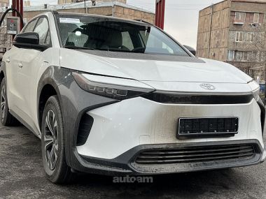 Toyota Bz4X 2024 — миниатюра 2