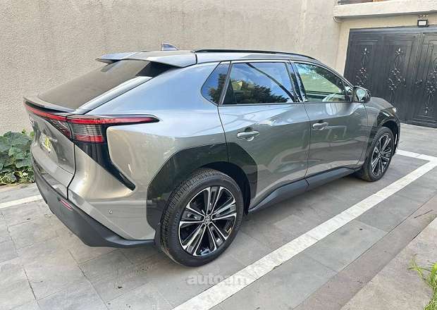 Toyota Bz4X