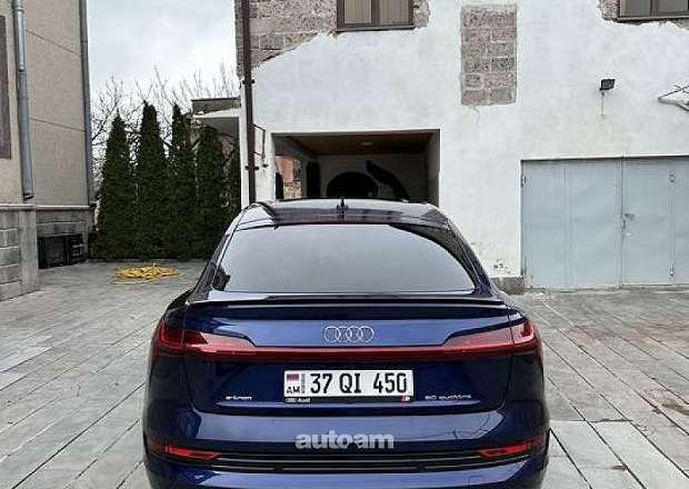 Audi Q8 e-tron