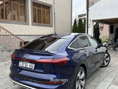 Audi Q8 e-tron 2020 — миниатюра 2