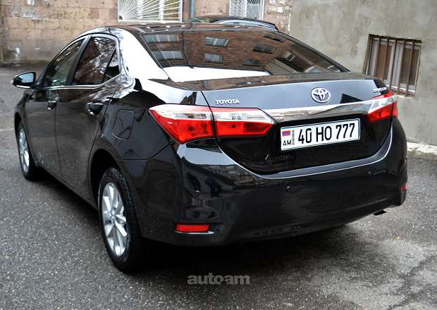Toyota Corolla 2014 — фото 15