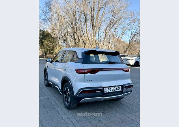 BYD Yuan Up