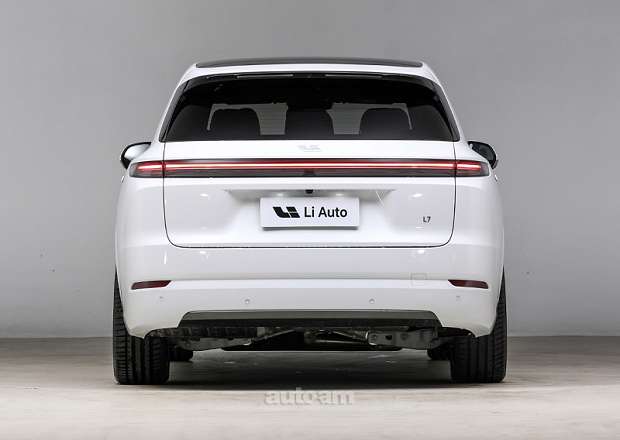 Lixiang Li L7