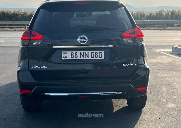 Nissan Rogue