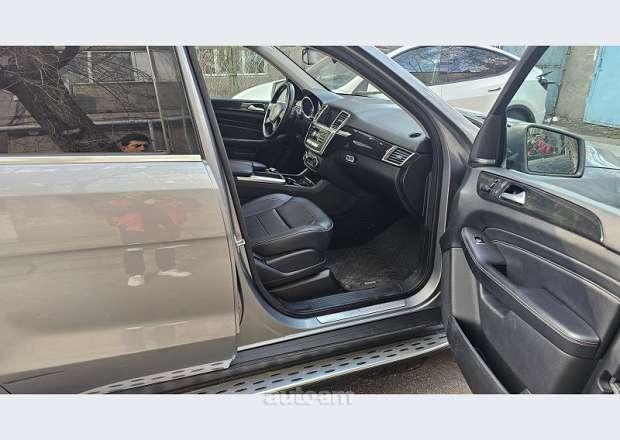 Mercedes-Benz ML 350