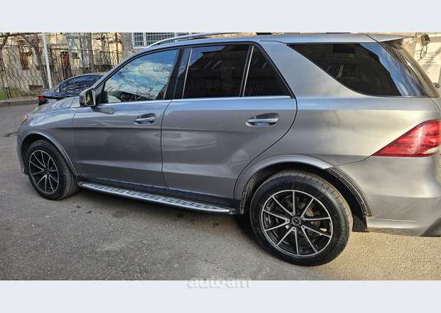 Mercedes-Benz ML 350