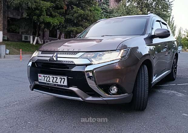 Mitsubishi Outlander PHEV 2018 — լուսանկար 4