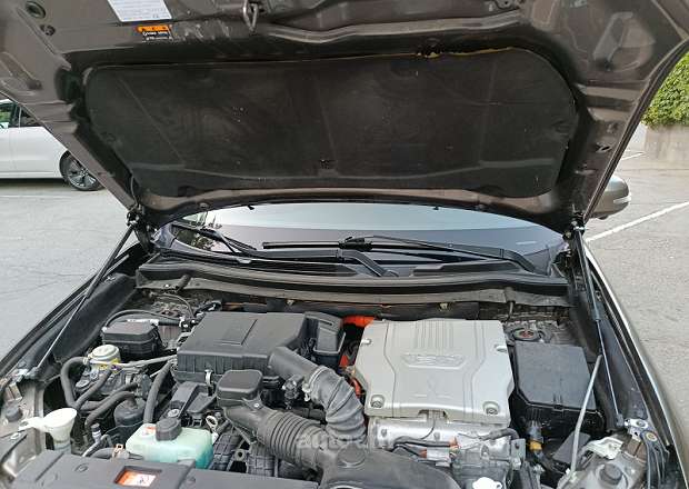 Mitsubishi Outlander PHEV 2018 — լուսանկար 14