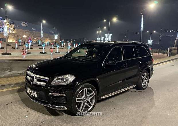 Mercedes-Benz GL 500