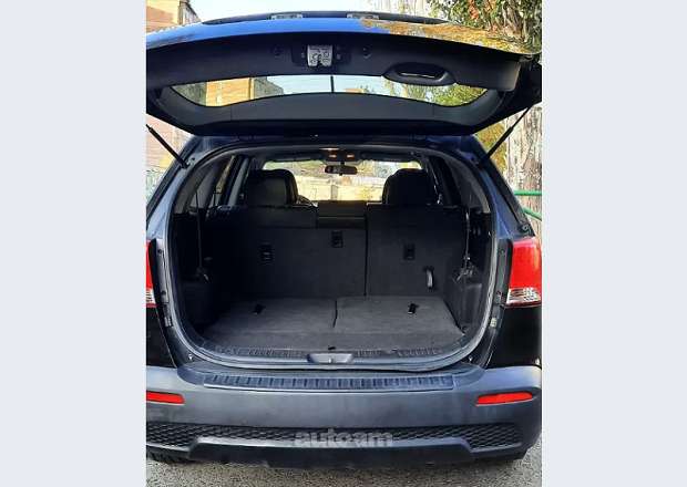 Kia Sorento 2012 — լուսանկար 8