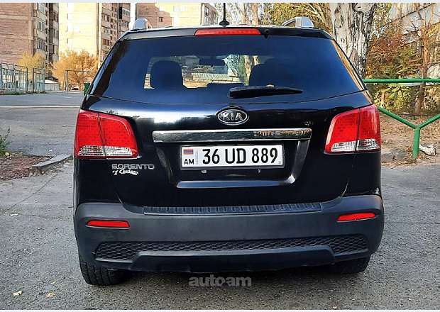 Kia Sorento 2012 — լուսանկար 6