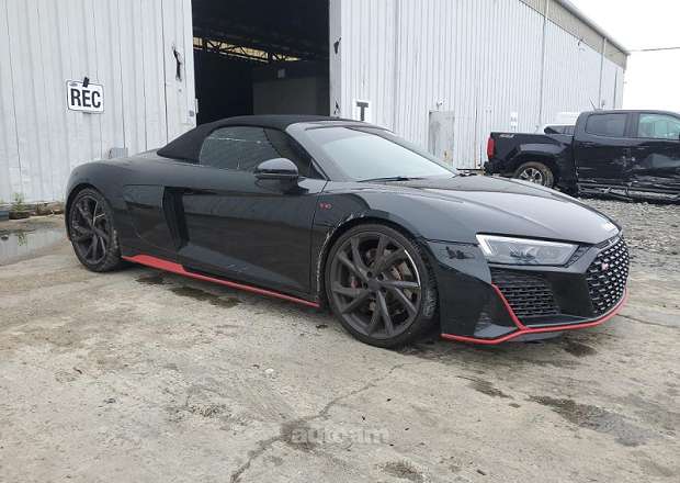 Audi R8