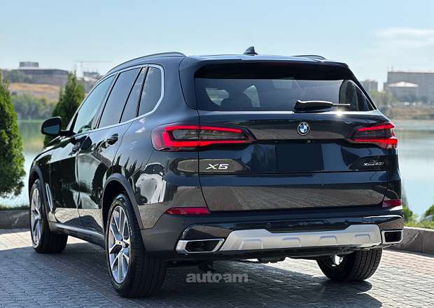 BMW X5 2021 — լուսանկար 6