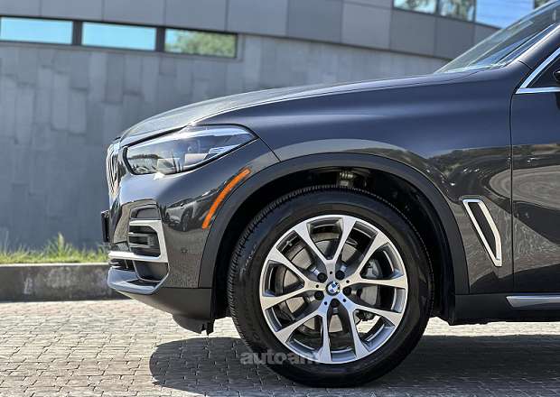 BMW X5 2021 — լուսանկար 15
