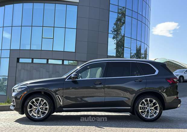 BMW X5 2021 — լուսանկար 14