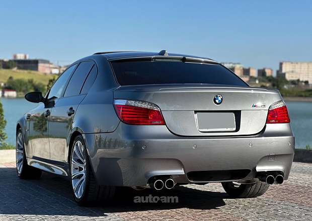 BMW M5 2008 — фото 6
