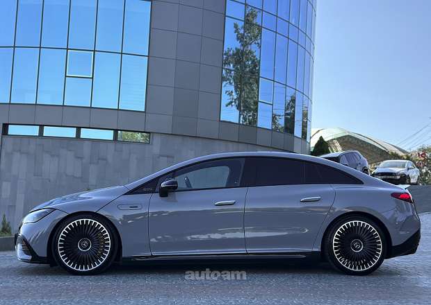 Mercedes-Benz EQE 53 AMG