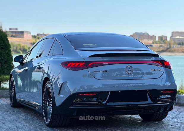 Mercedes-Benz EQE 53 AMG