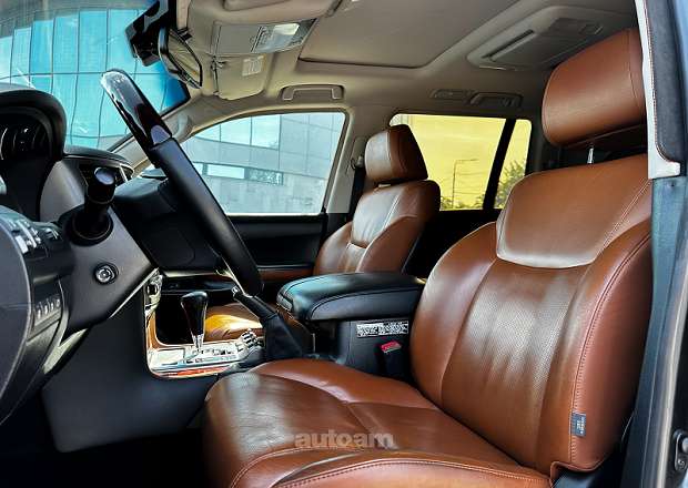 Lexus LX 570 2011 — լուսանկար 8