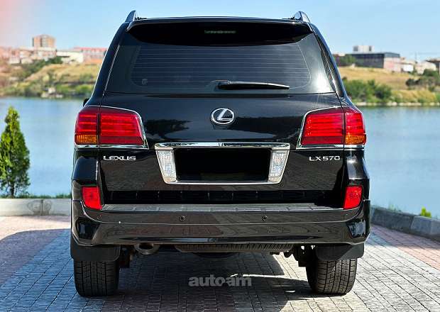 Lexus LX 570 2011 — լուսանկար 5