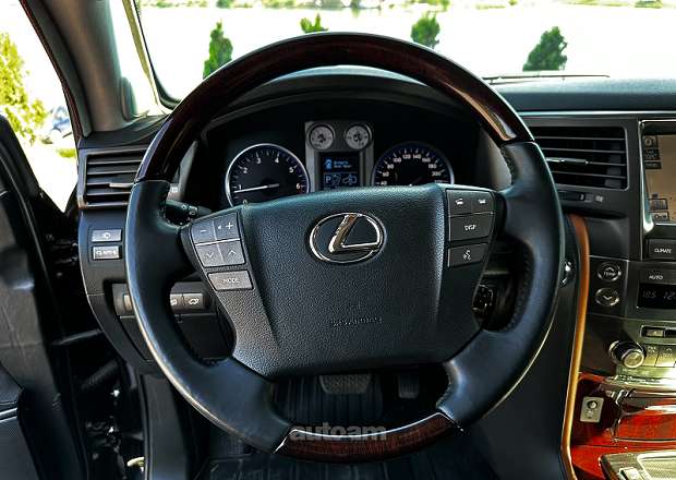 Lexus LX 570 2011 — լուսանկար 7