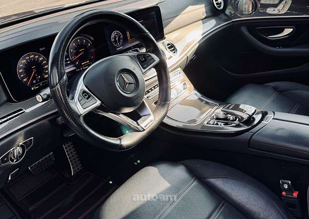 Mercedes-Benz E 43 AMG