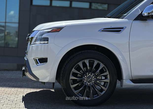 Nissan Armada 2023 — լուսանկար 13