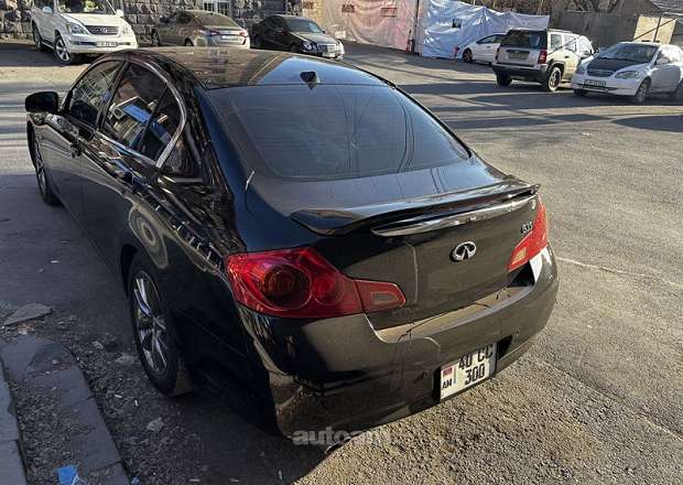 Infiniti G35