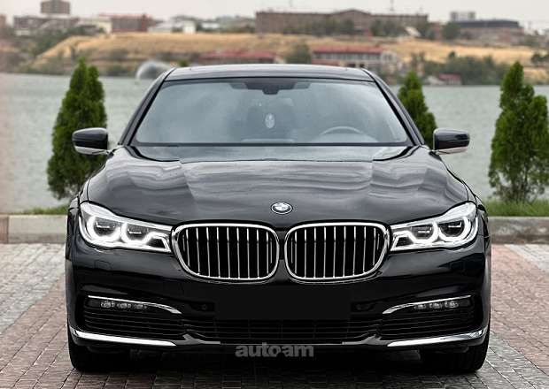 BMW 750 2017 — photo 2