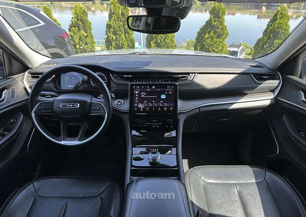 Jeep Grand Cherokee 2021 — լուսանկար 13