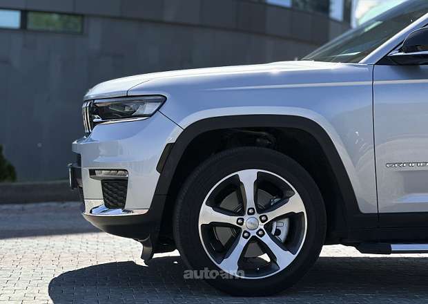 Jeep Grand Cherokee 2021 — լուսանկար 15