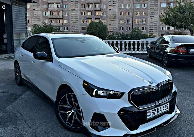 BMW i5