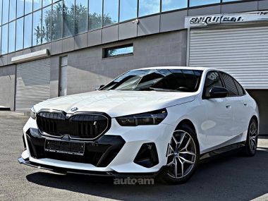 BMW i5  2024 