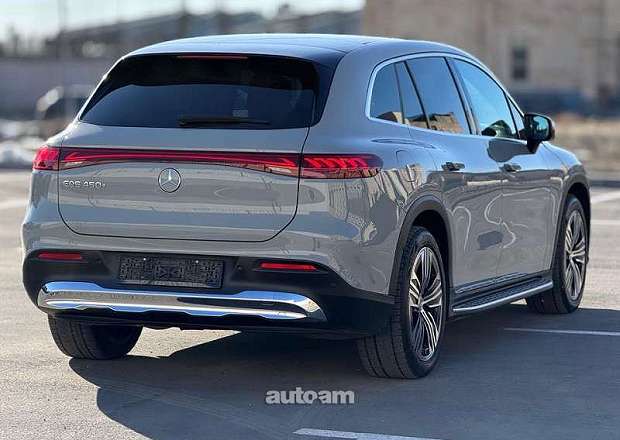 Mercedes-Benz EQS SUV