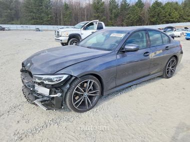 BMW 330  2021 