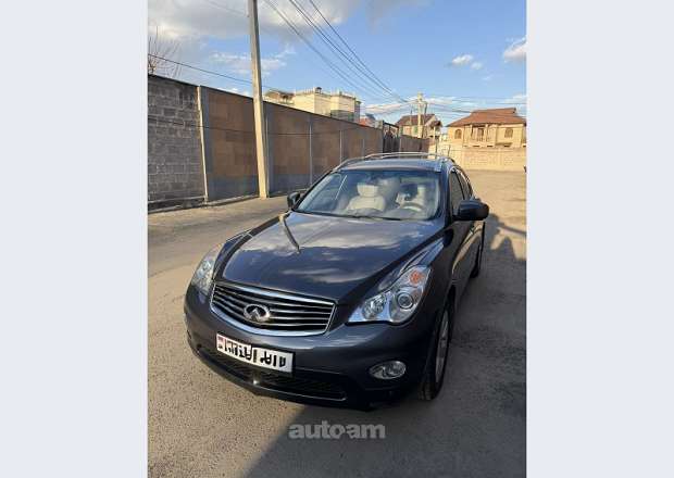 Infiniti EX35