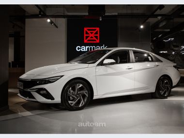 Hyundai Elantra  2025 