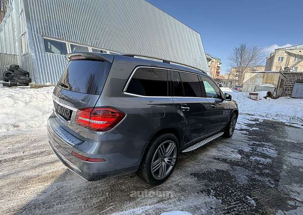 Mercedes-Benz GLS 450