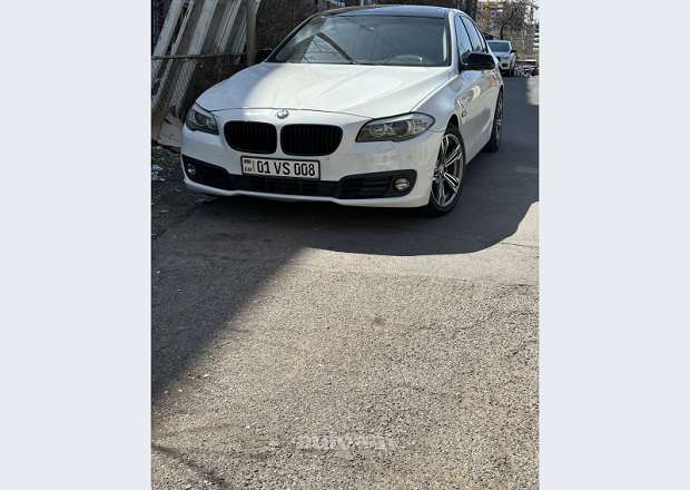 BMW 523