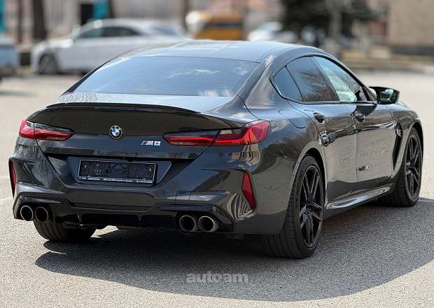 BMW M8