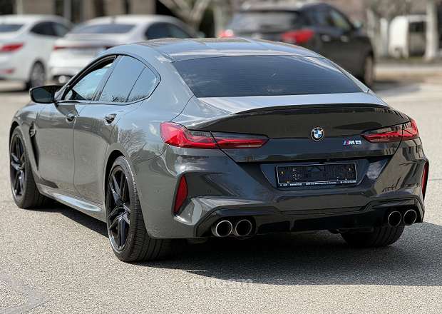 BMW M8